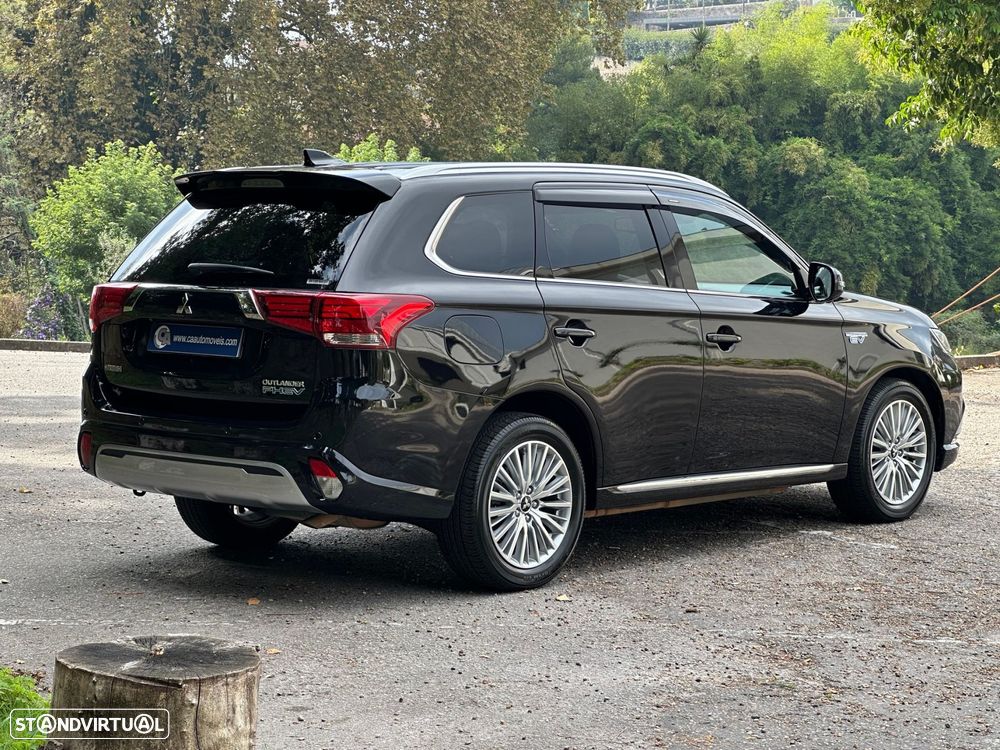 Mitsubishi Outlander 2.0 PHEV Intense - 21