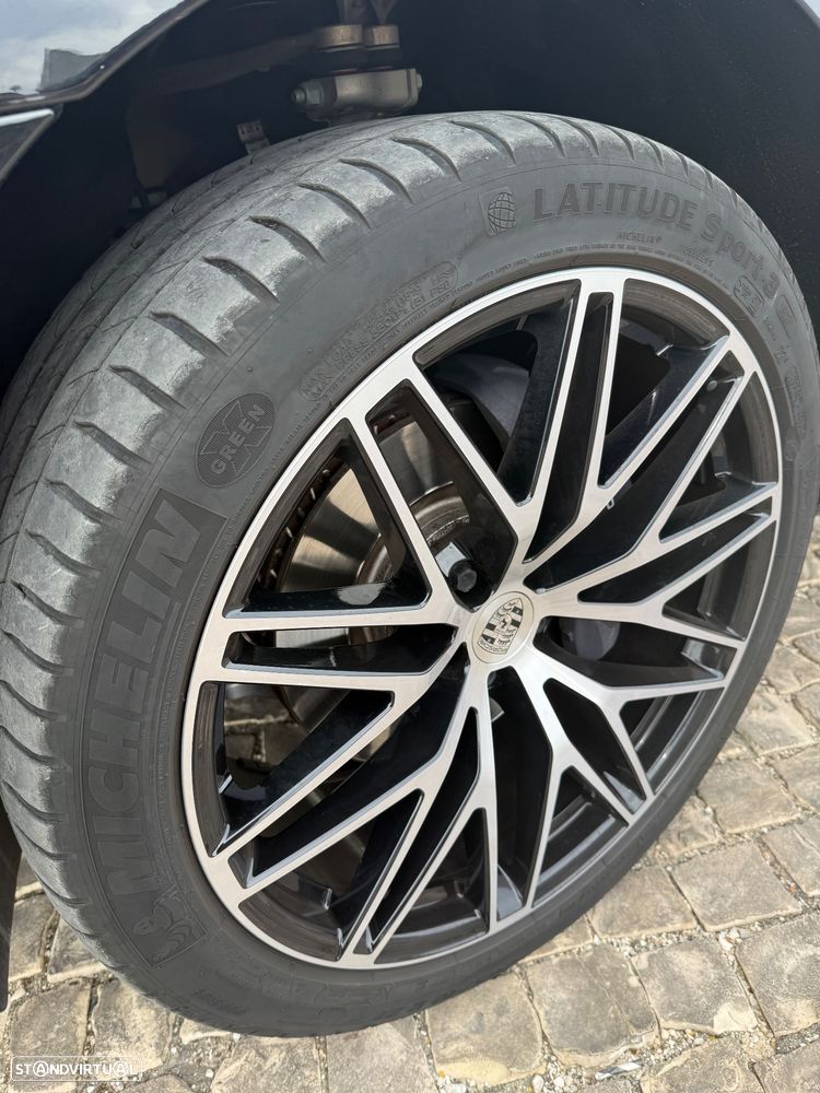 Porsche Macan - 6