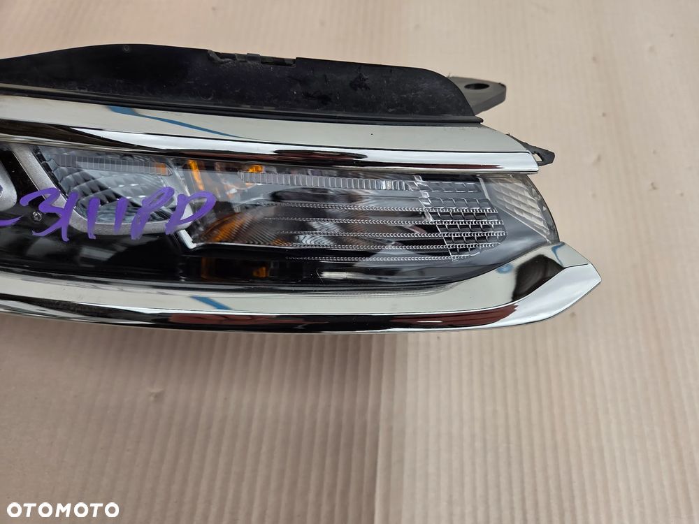 Światło do jazdy dziennej DRL LED prawe Citroen C3 III  9820877880 - 2