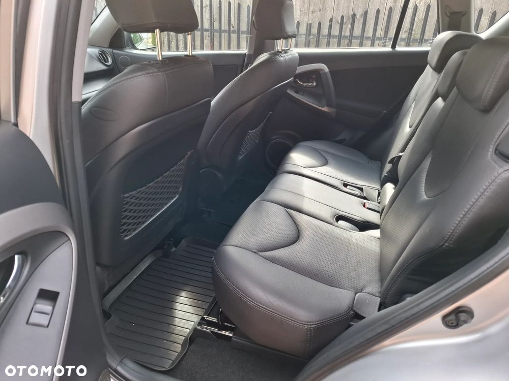 Toyota RAV4 2.0 4x4 Sol - 9