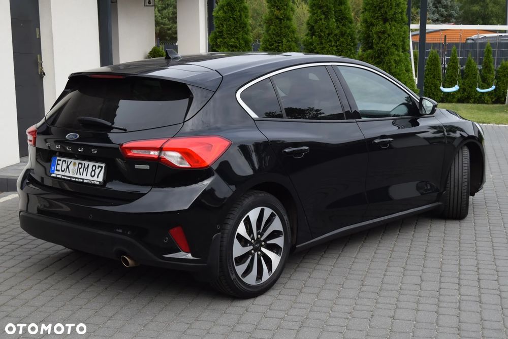 Ford Focus 1.0 EcoBoost STart-Stopp-System TITANIUM - 6