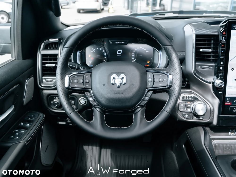 RAM 1500 Rebel Premium - 18