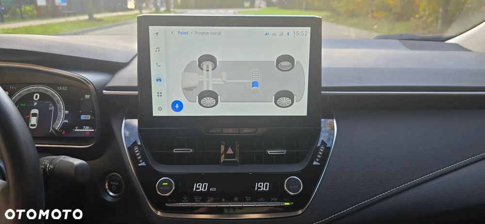 Toyota Corolla 1.8 Hybrid Comfort - 21