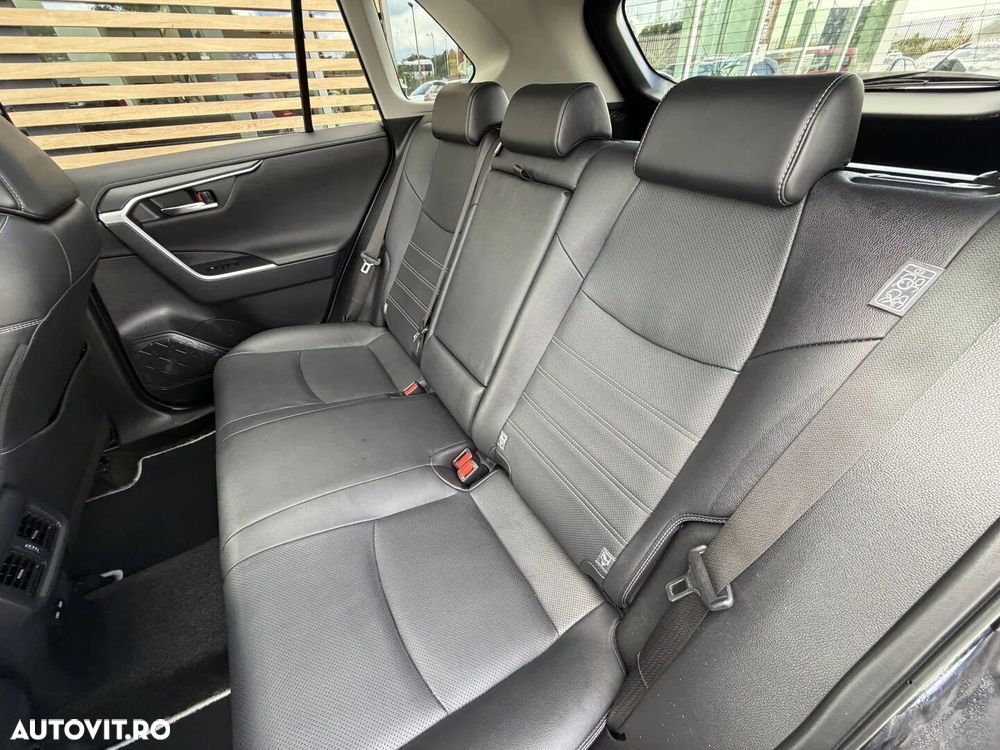 Toyota RAV4 2.5 VVT-iE 4x4 Luxury Premium - 15