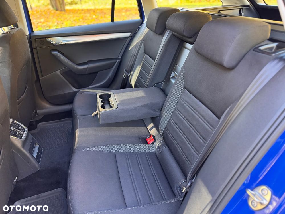 Skoda Octavia 1.6 TDI Ambition - 33