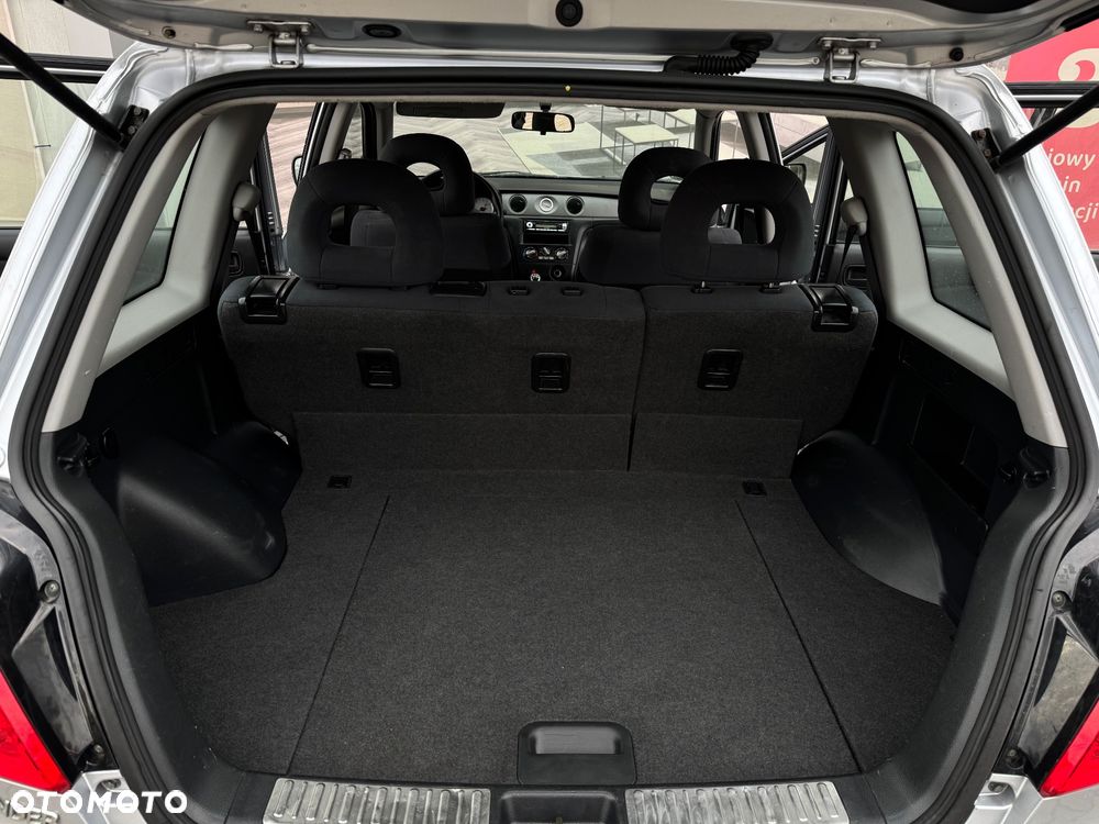 Mitsubishi Outlander - 16