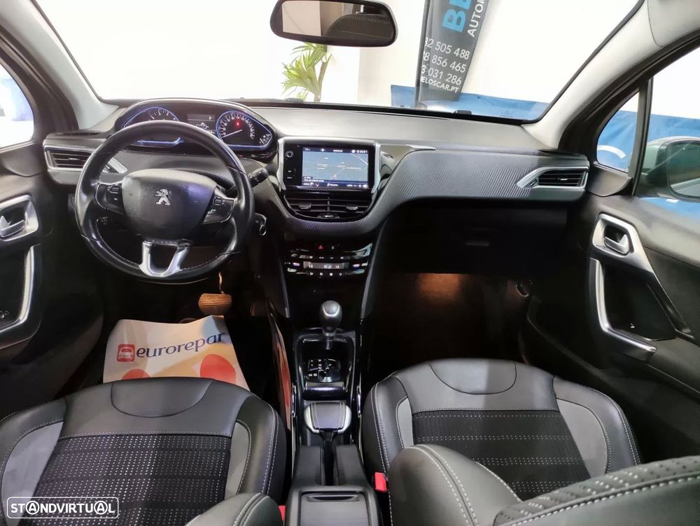 Peugeot 2008 PureTech 110 Stop&Start EAT6 Allure - 25