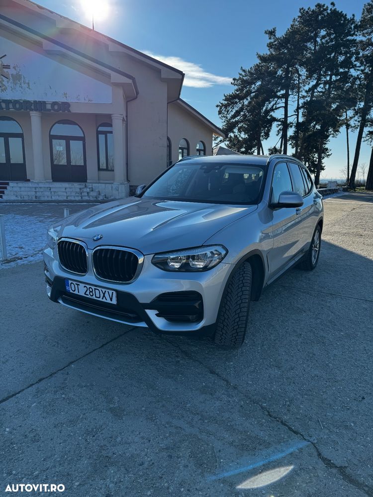 BMW X3 xDrive20i AT xLine - 2