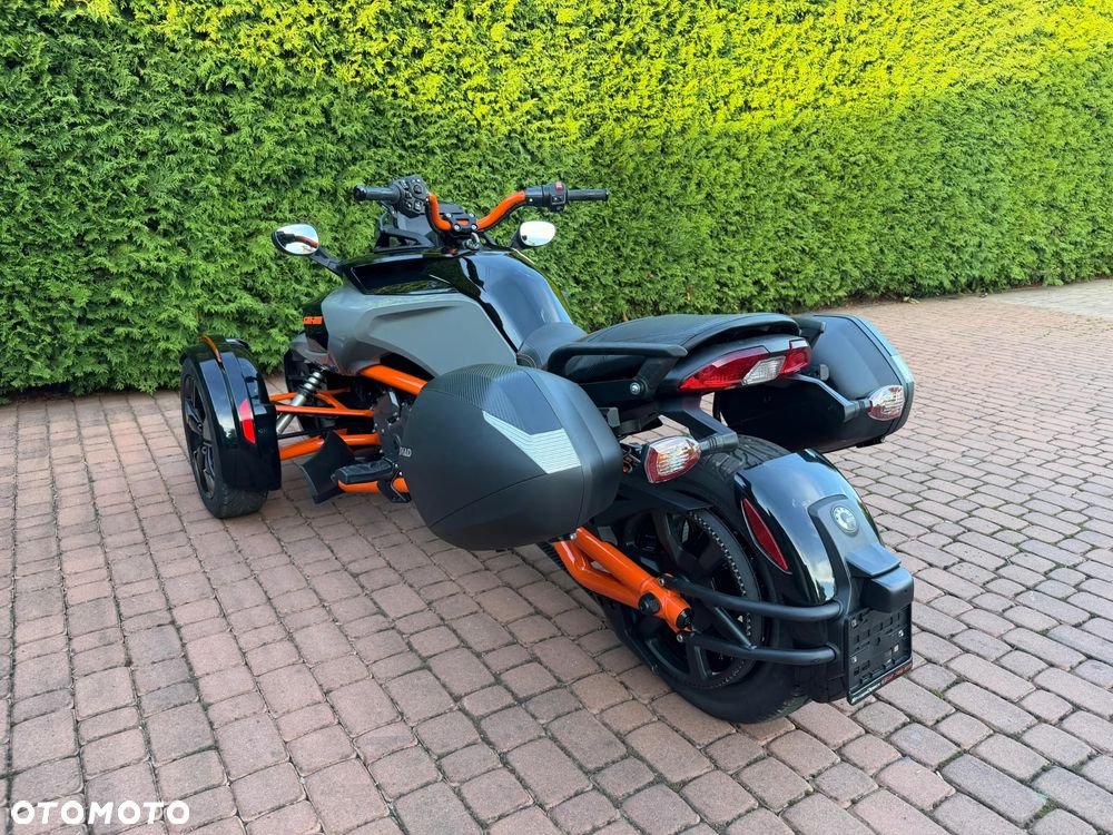 Can-Am Spyder - 5