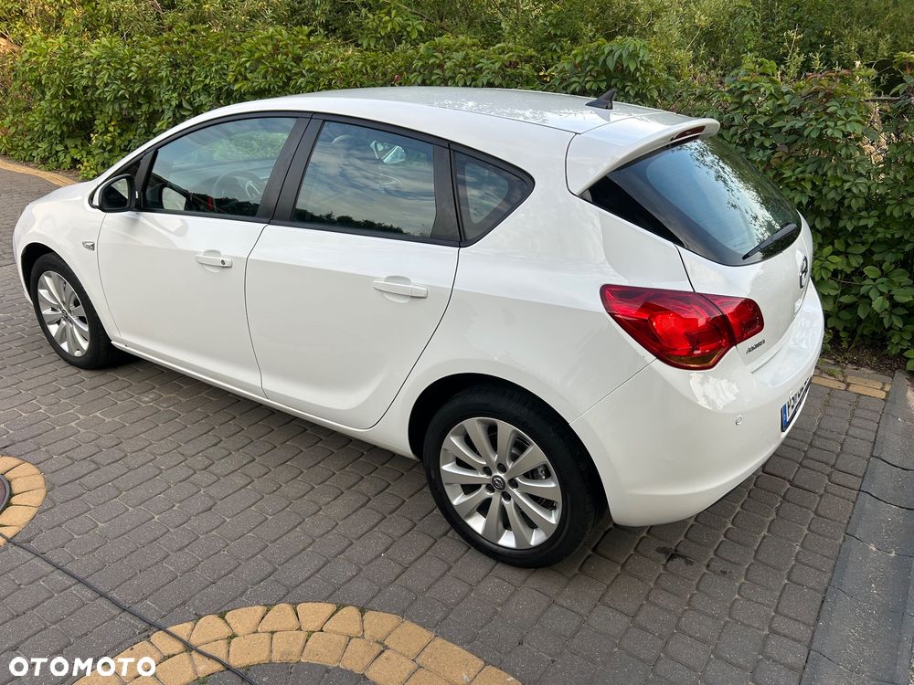 Opel Astra 1.4 ecoFLEX - 6
