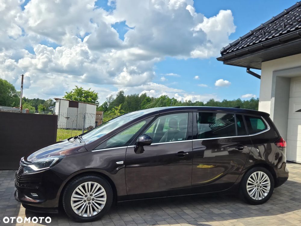 Opel Zafira 1.4 T Cosmo EcoFLEX S&S EU6 - 7
