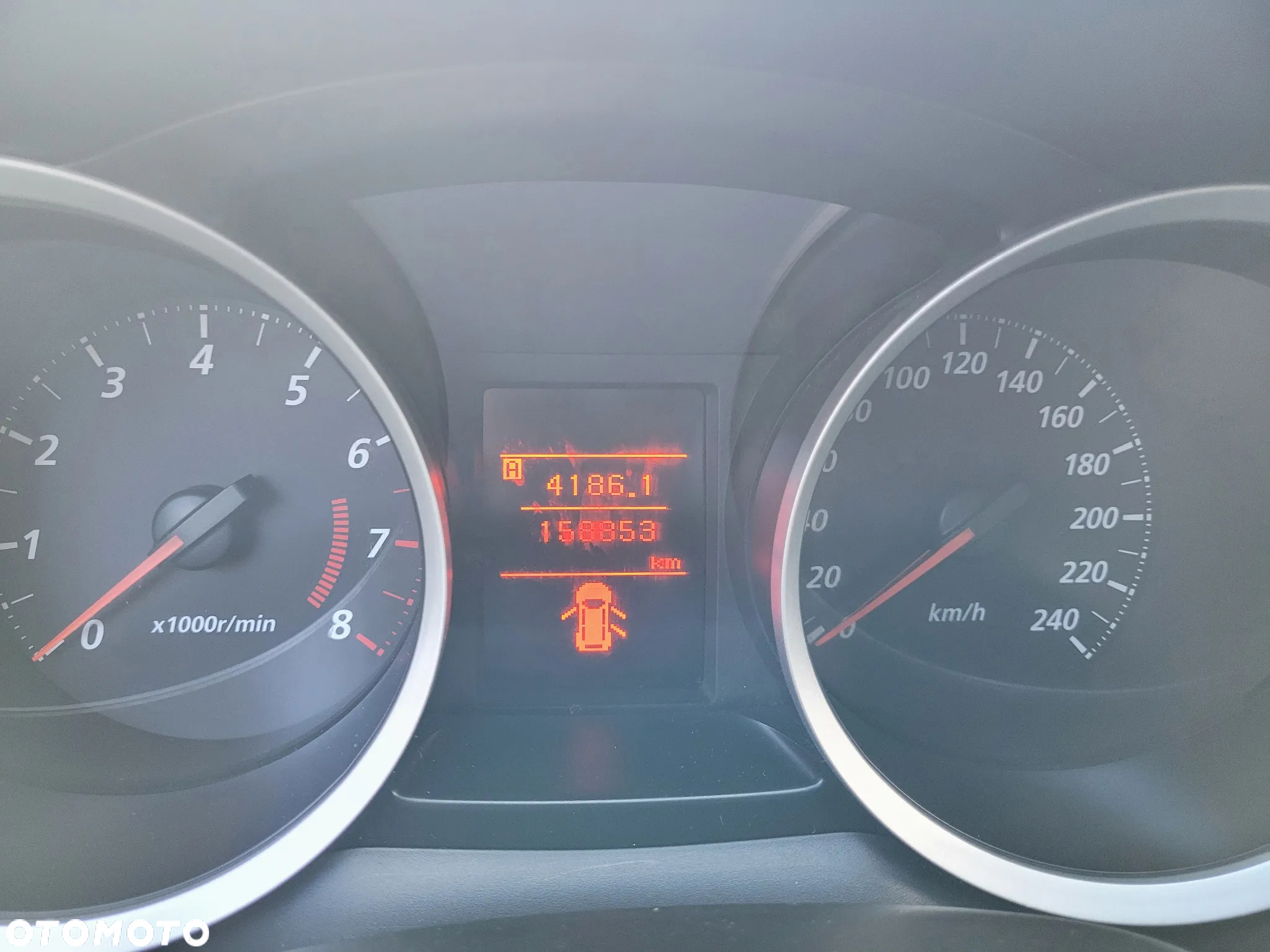 Mitsubishi Lancer 1.6 Invite - 37