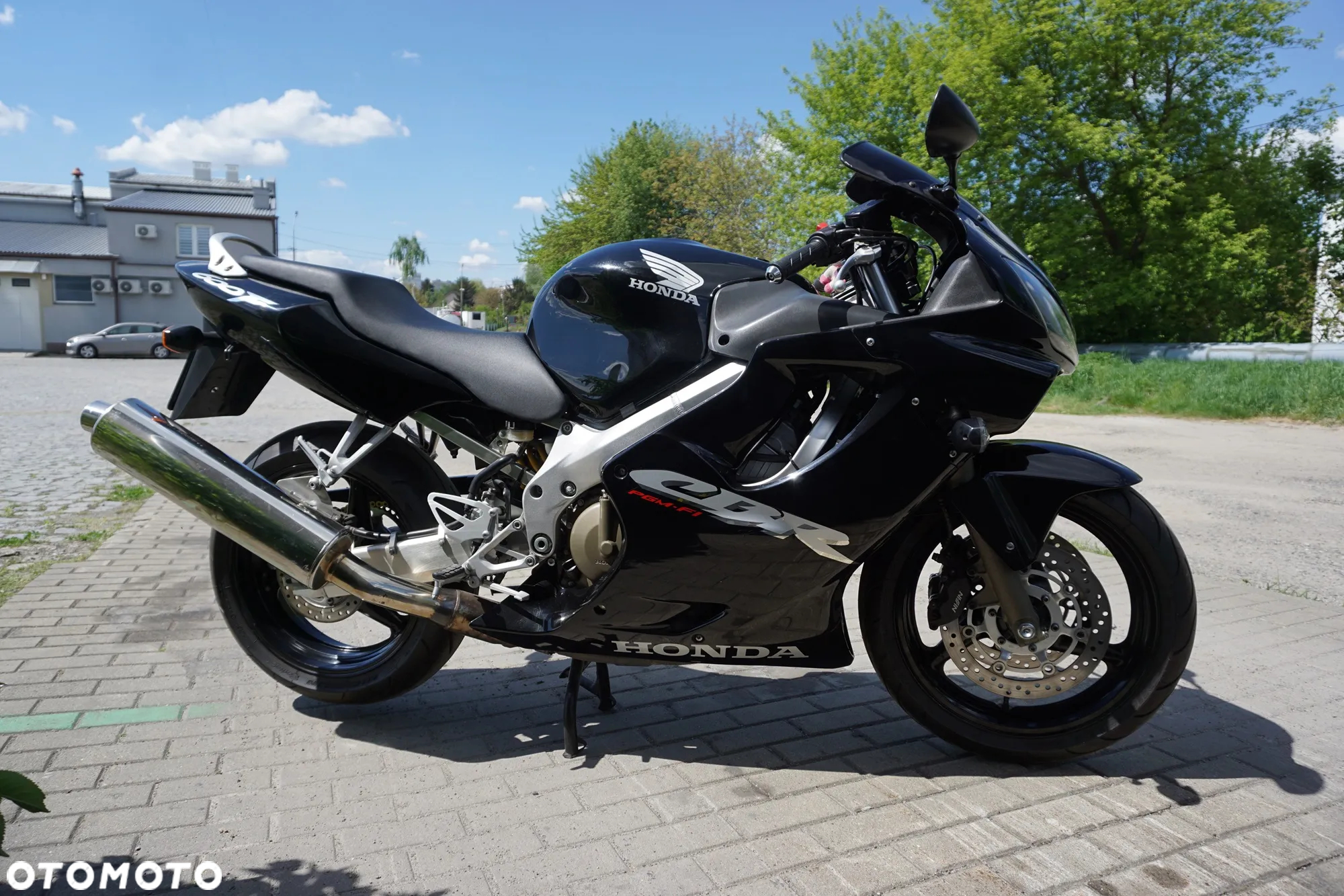 Honda CBR - 28