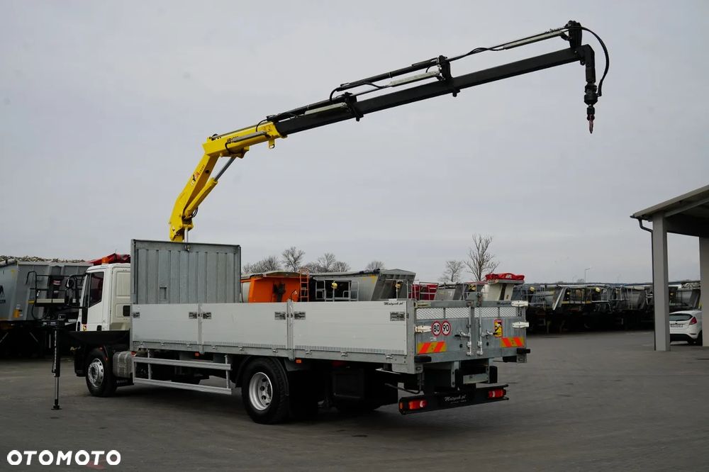Iveco 180E25 / 4X2 / SKRZYNIOWY 7,5m + HDS HYVA HB150X MAX UDŹWIG 5 200KG / STEROWNIE RADIOWE  / ROTATOR / AUTOMAT - 4