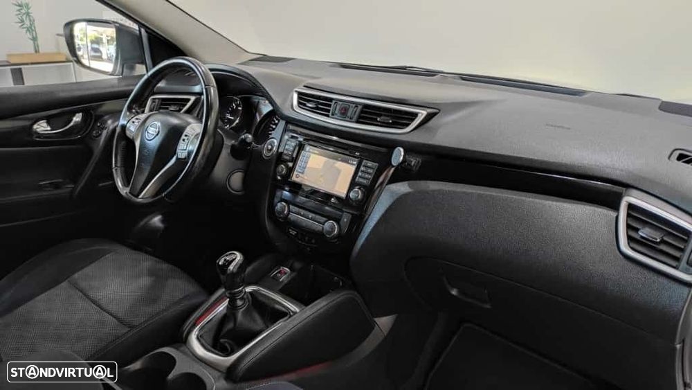Nissan Qashqai 1.5 dCi Tekna Sport 17 - 23