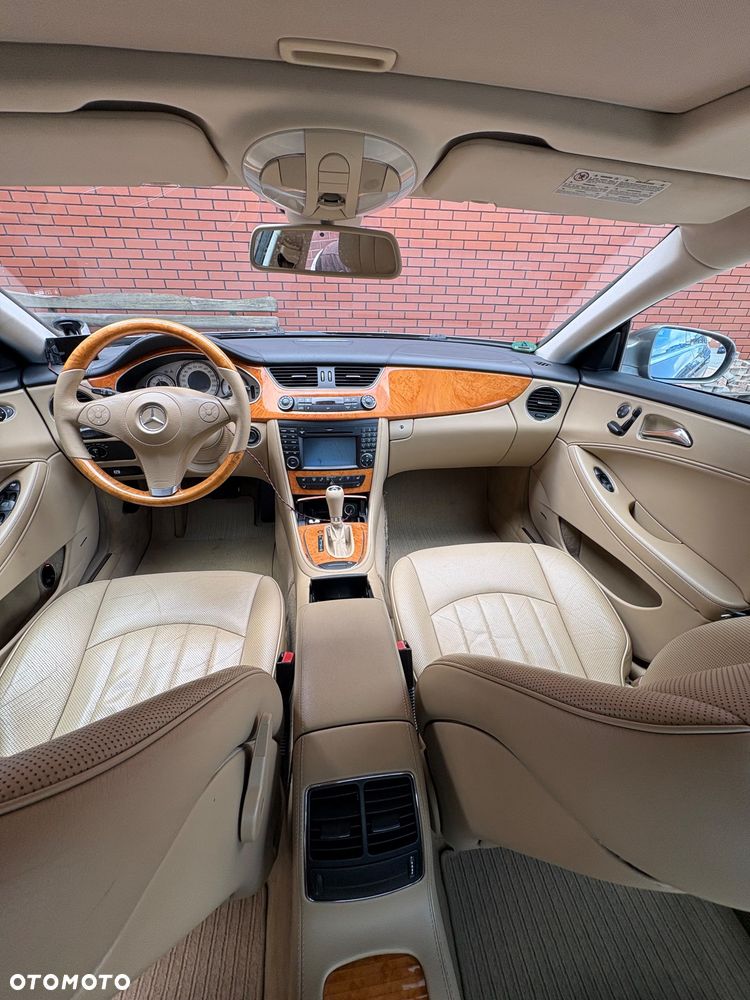 Mercedes-Benz CLS 320 CDI - 25