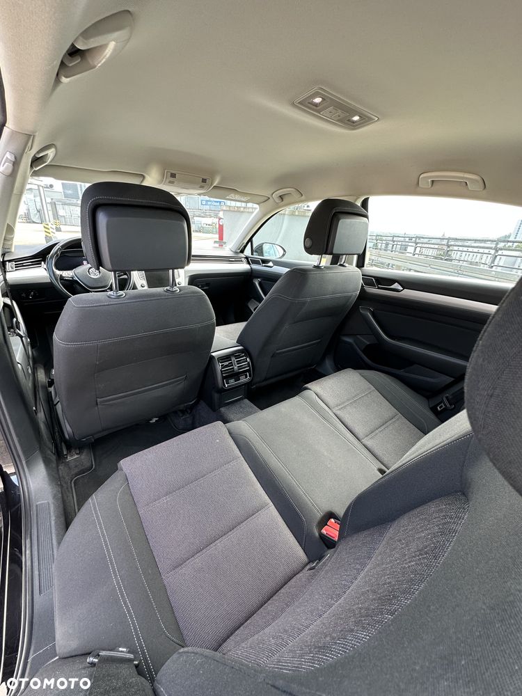 Volkswagen Passat 2.0 TDI BMT Comfortline DSG - 29