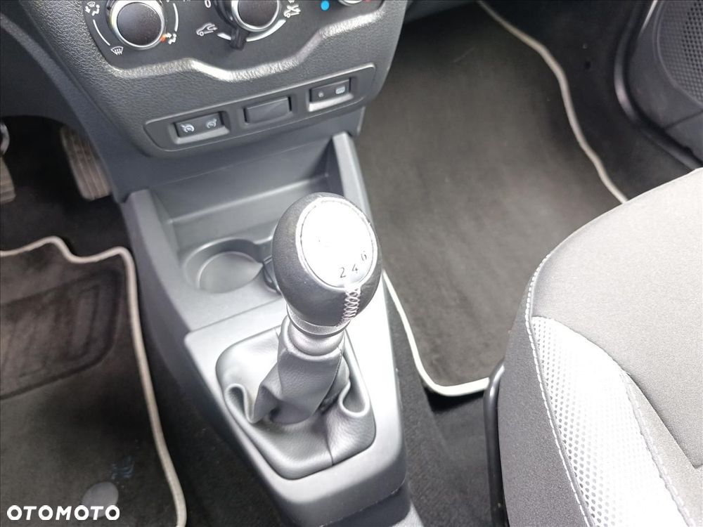 Dacia Lodgy 1.5 Blue dCi Stepway Comfort S&S - 13