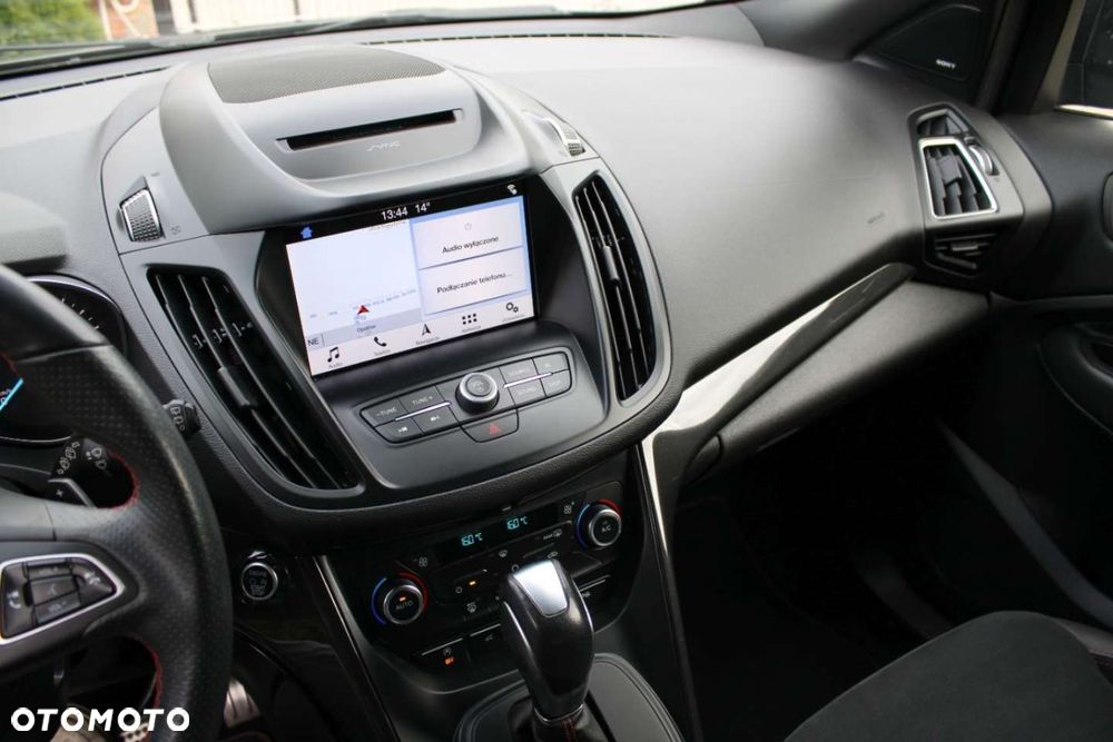 Ford Kuga - 16