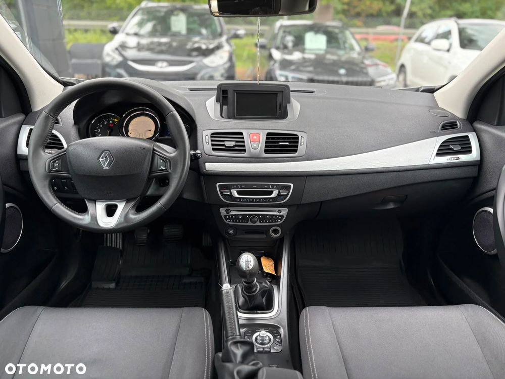 Renault Megane 1.6 16V 110 LIMITED - 9