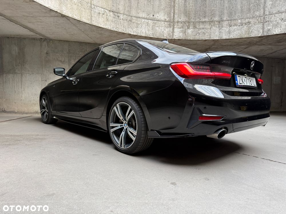 BMW Seria 3 330i Luxury Line sport - 6