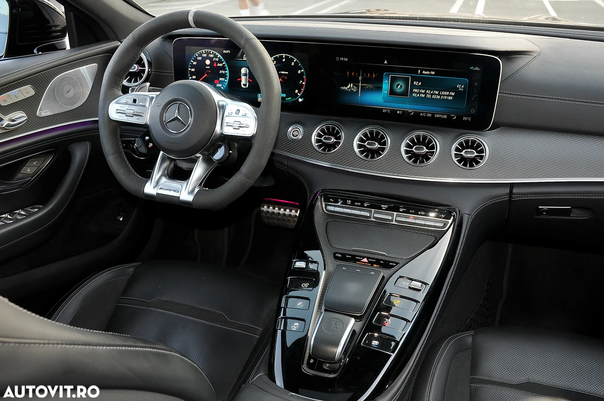 Mercedes-Benz AMG GT 53 4MATIC+ MHEV - 17