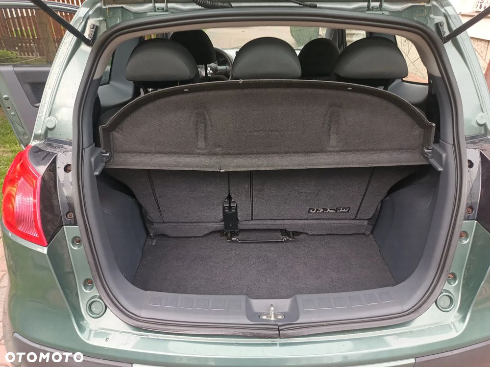 Mitsubishi Colt - 19