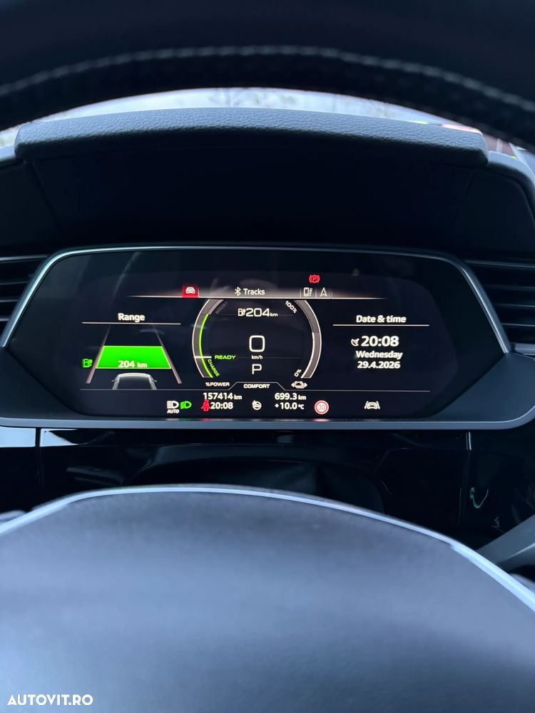 Audi e-tron - 34