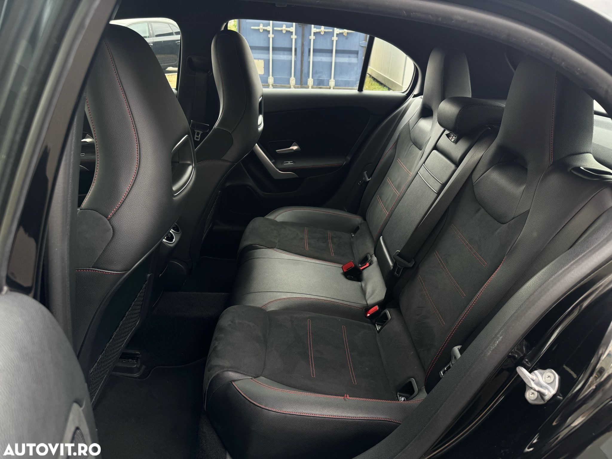 Mercedes-Benz A 180 d 7G-DCT AMG Line - 10