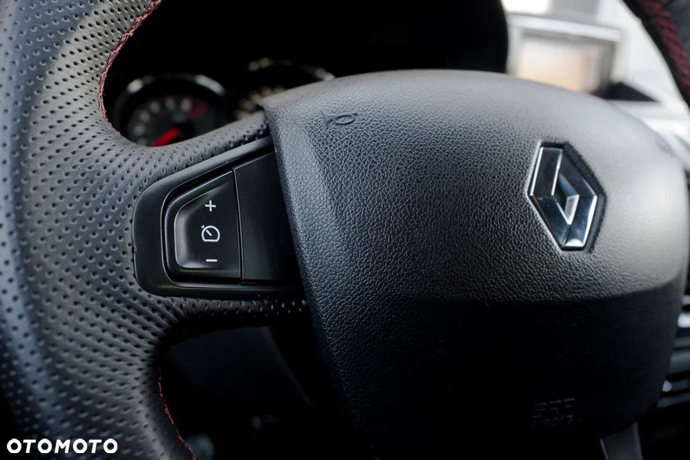 Renault Megane GT 220 - 24