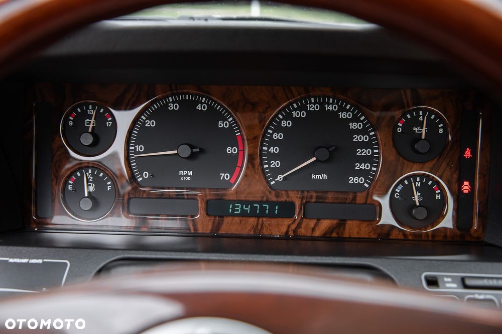 Jaguar XJ Soverign 3.2i - 18