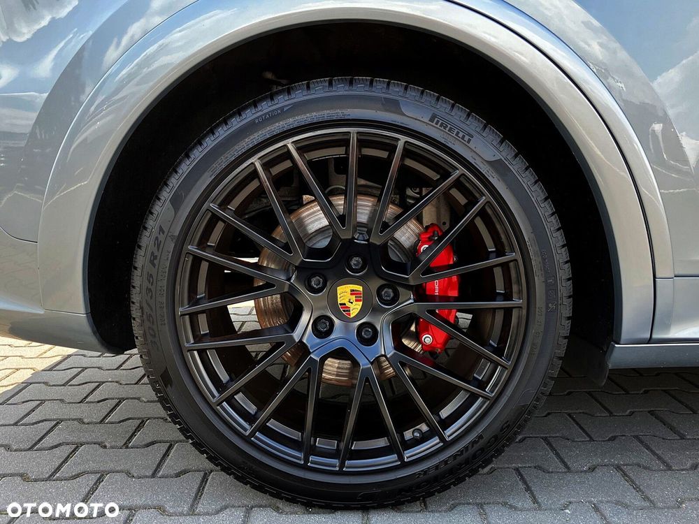 Porsche Cayenne - 14