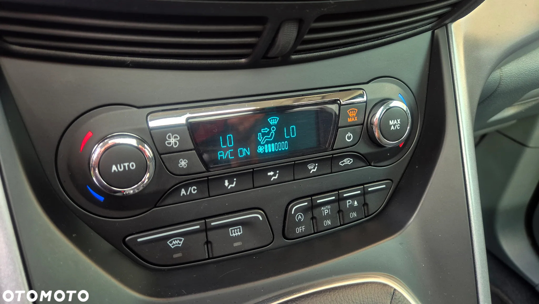 Ford C-MAX 1.6 EcoBoost Start-Stop-System Business Edition - 19