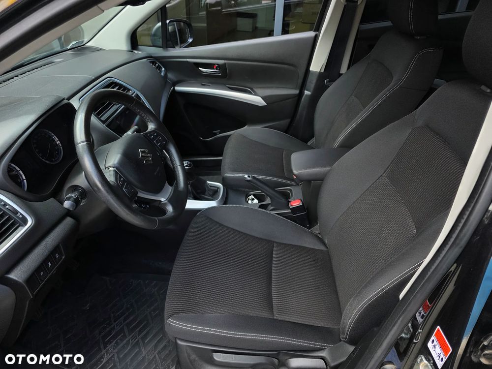 Suzuki SX4 S-Cross 1.0 T Premium - 8