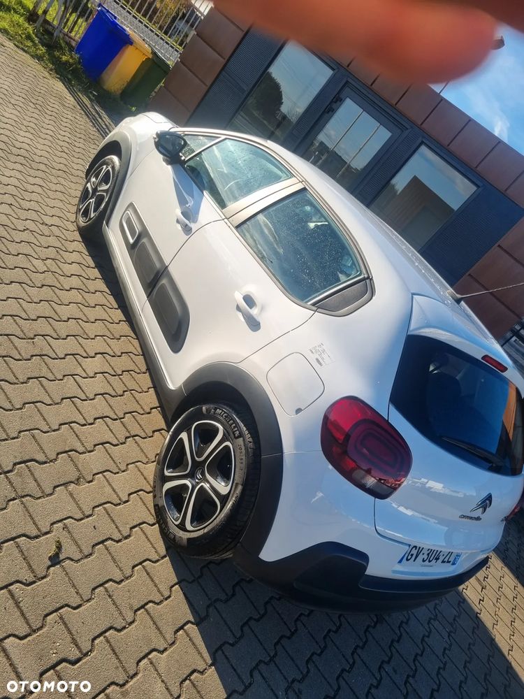 Citroën C3 Pure Tech 82 LIVE - 2