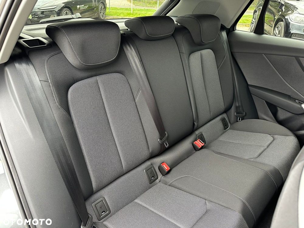 Audi Q2 - 21