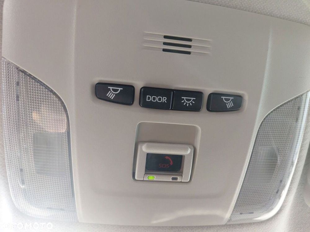 Toyota Corolla - 28