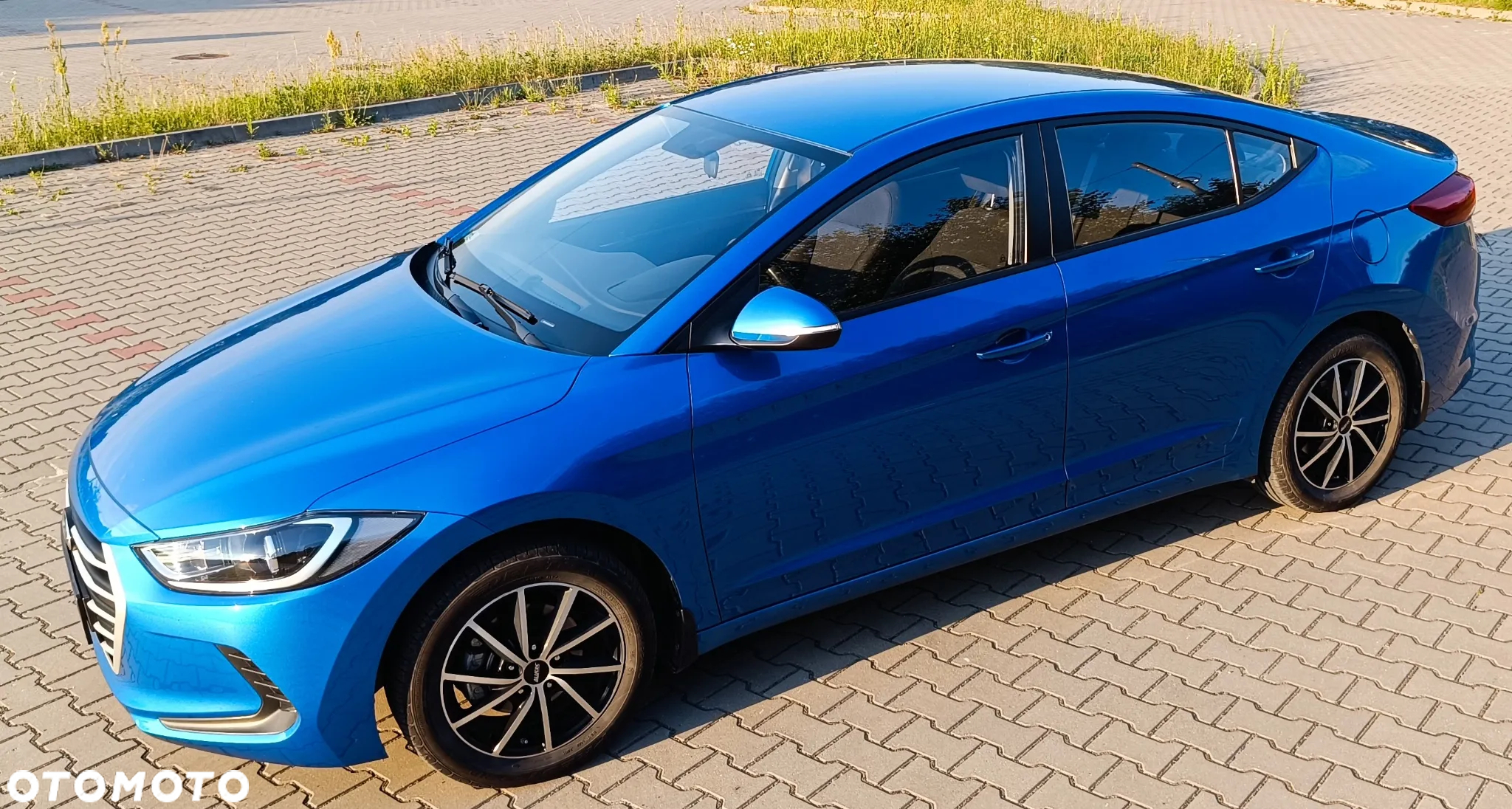 Hyundai Elantra 1.6 Classic + - 3