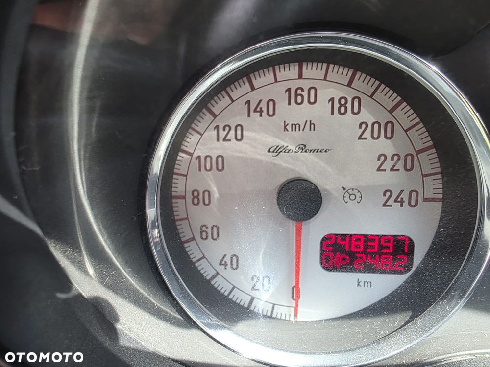 Alfa Romeo GT 1.9 JTD M-Jet Sportiva - 27