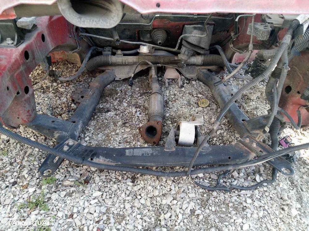 CHARRIOT FRONTAL OPEL TIGRA TWIN TOP - 1