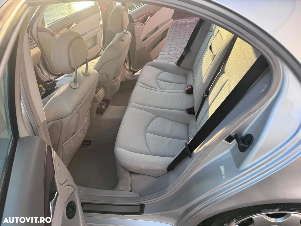 Mercedes-Benz E 200 CDI Classic - 10