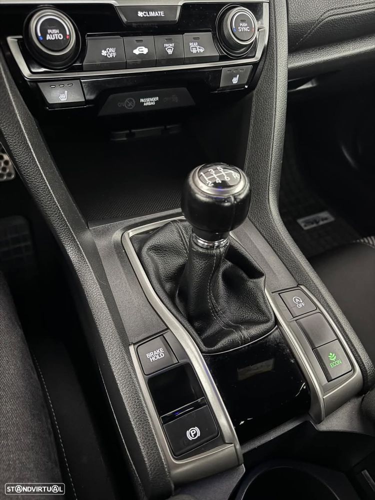Honda Civic 1.0 i-VTEC Turbo Executive - 10