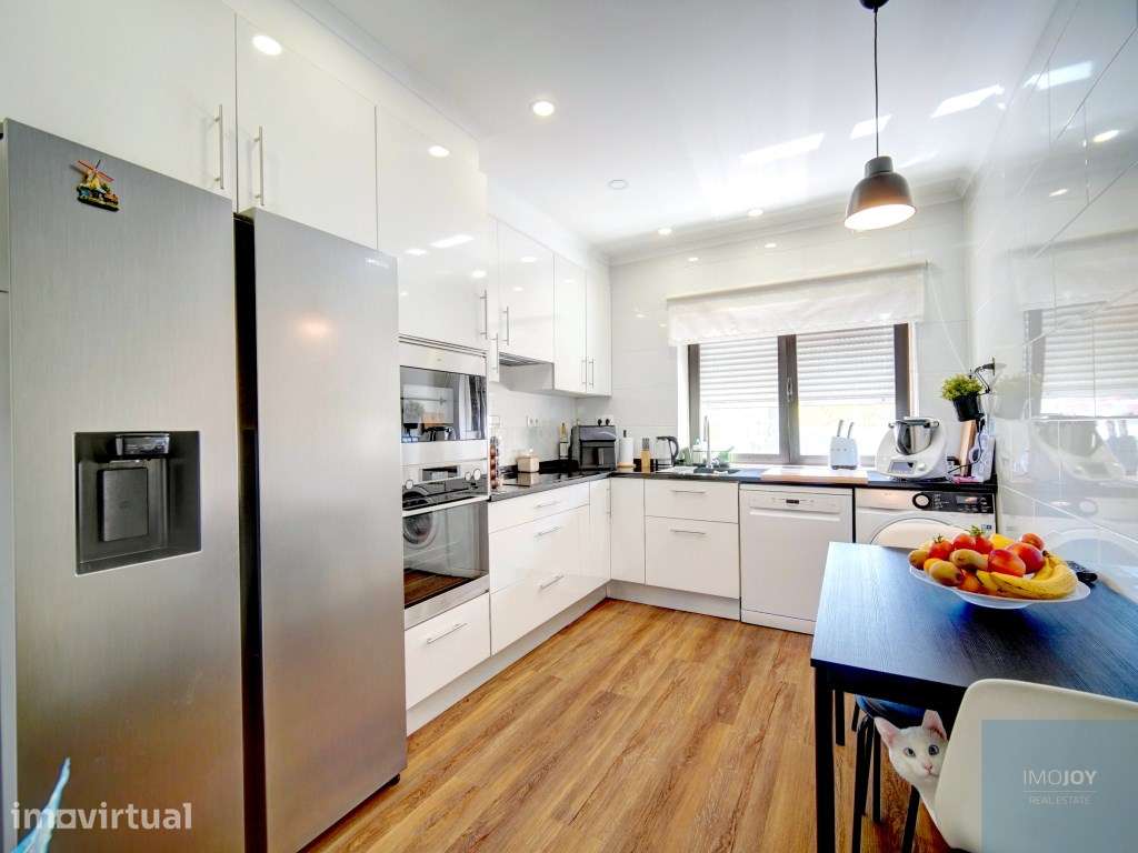 Apartamento T3 Remodelado com Arrecadação em Oeiras - Grande imagem: 5/31