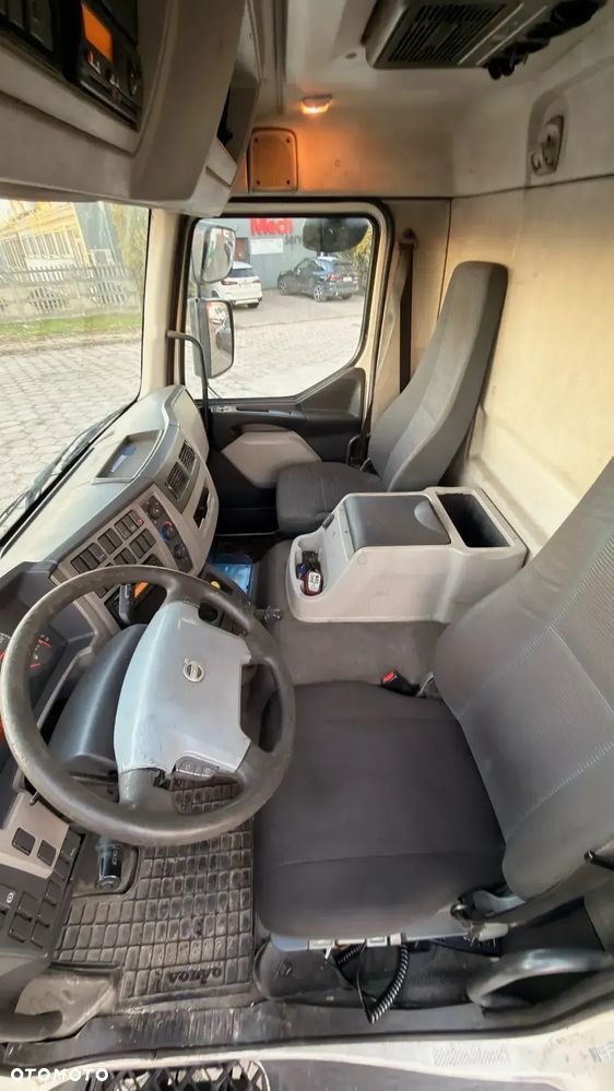 Volvo FL240 - 10