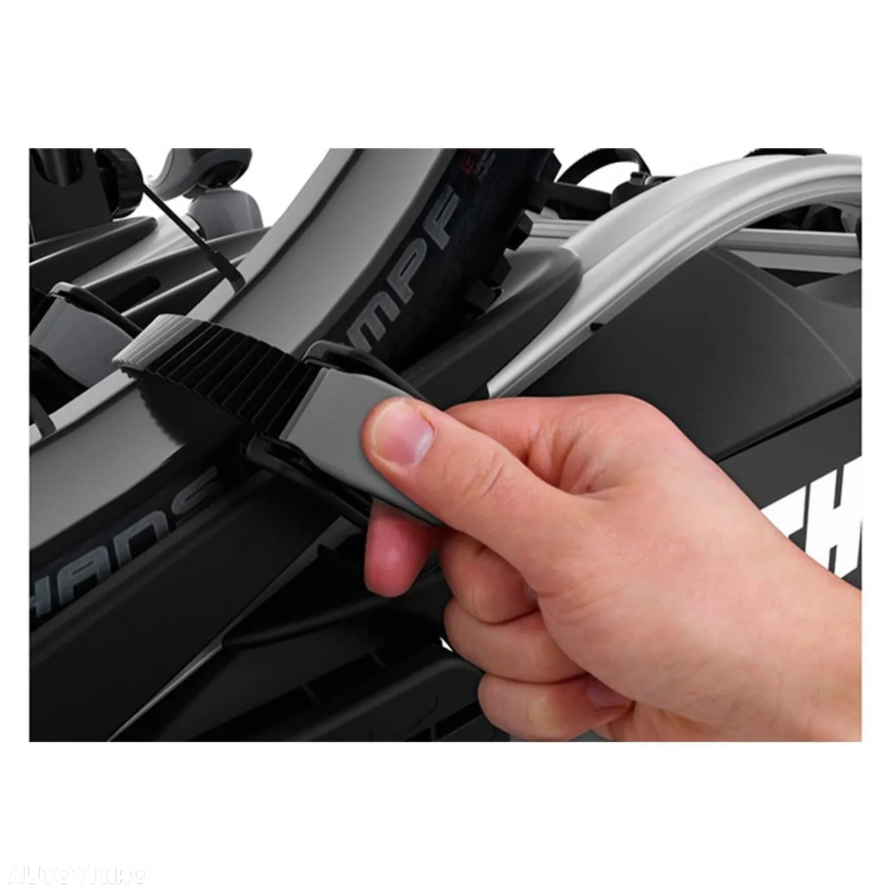 Suport 3 biciclete Thule VeloCompact 926 cu prindere pe carligul de remorcare - 4
