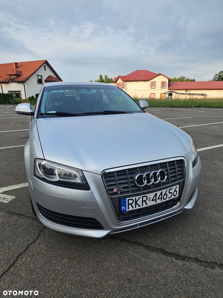 Audi A3 Sportback - 2