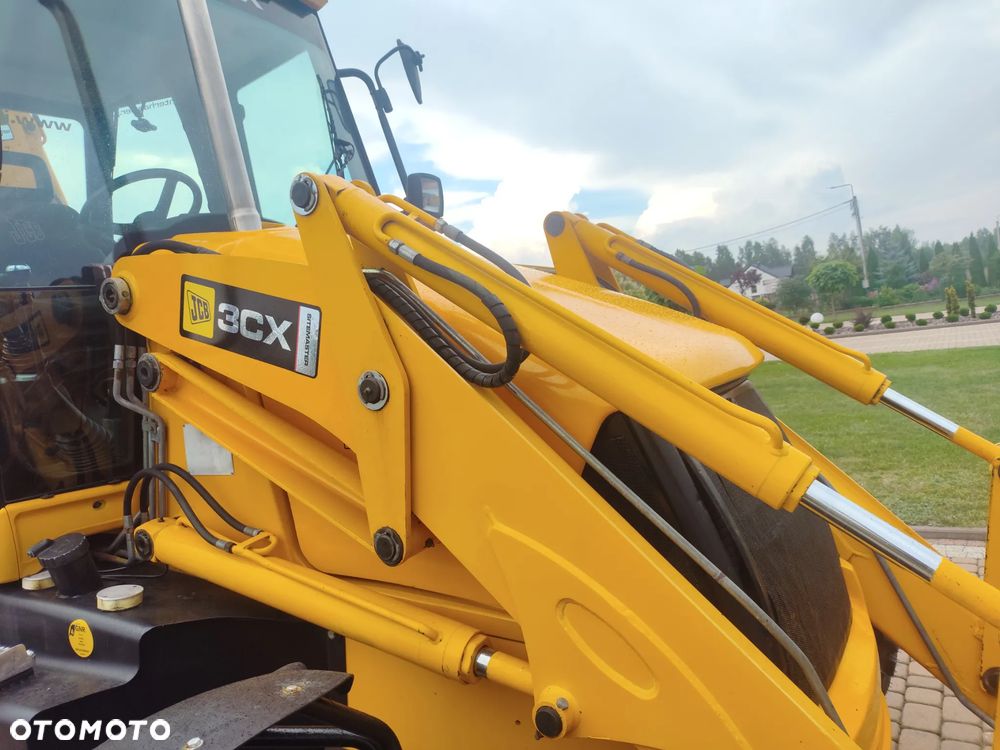 JCB 3CX / 2007 ROK / KOPARKO-ŁADOWARKA - 23