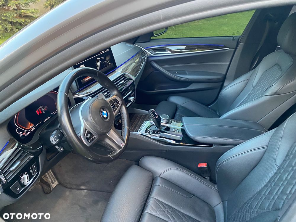 BMW Seria 5 530i M Sport Edition - 10