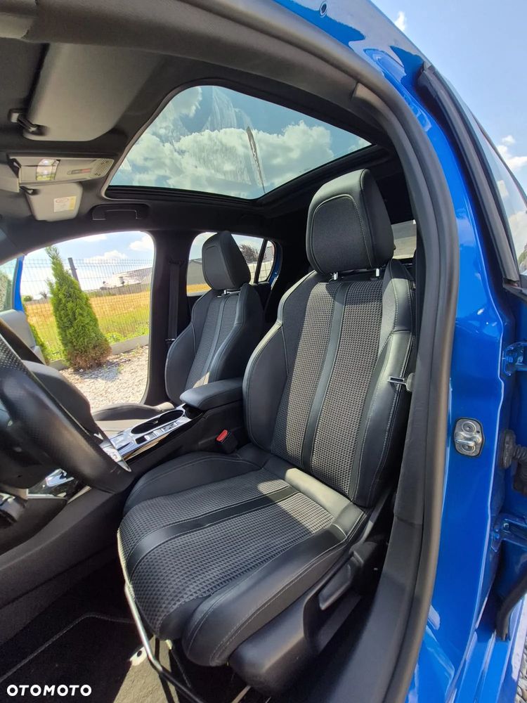 Peugeot 208 PureTech 130 EAT8 GT - 31