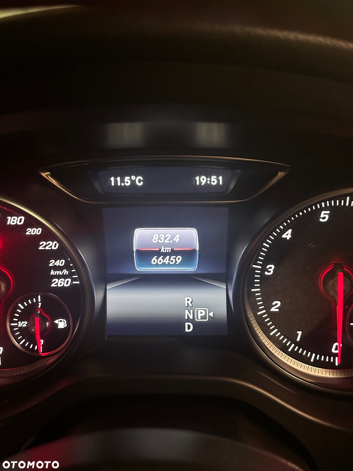 Mercedes-Benz CLA 200 7G-DCT AMG Line - 22